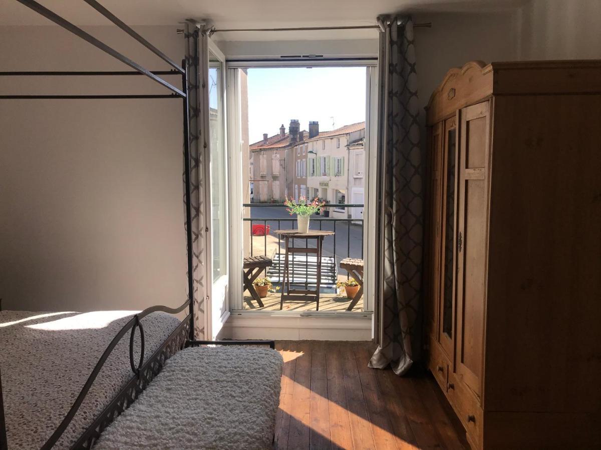Montembœuf Le Petit Maison 빌라 외부 사진
